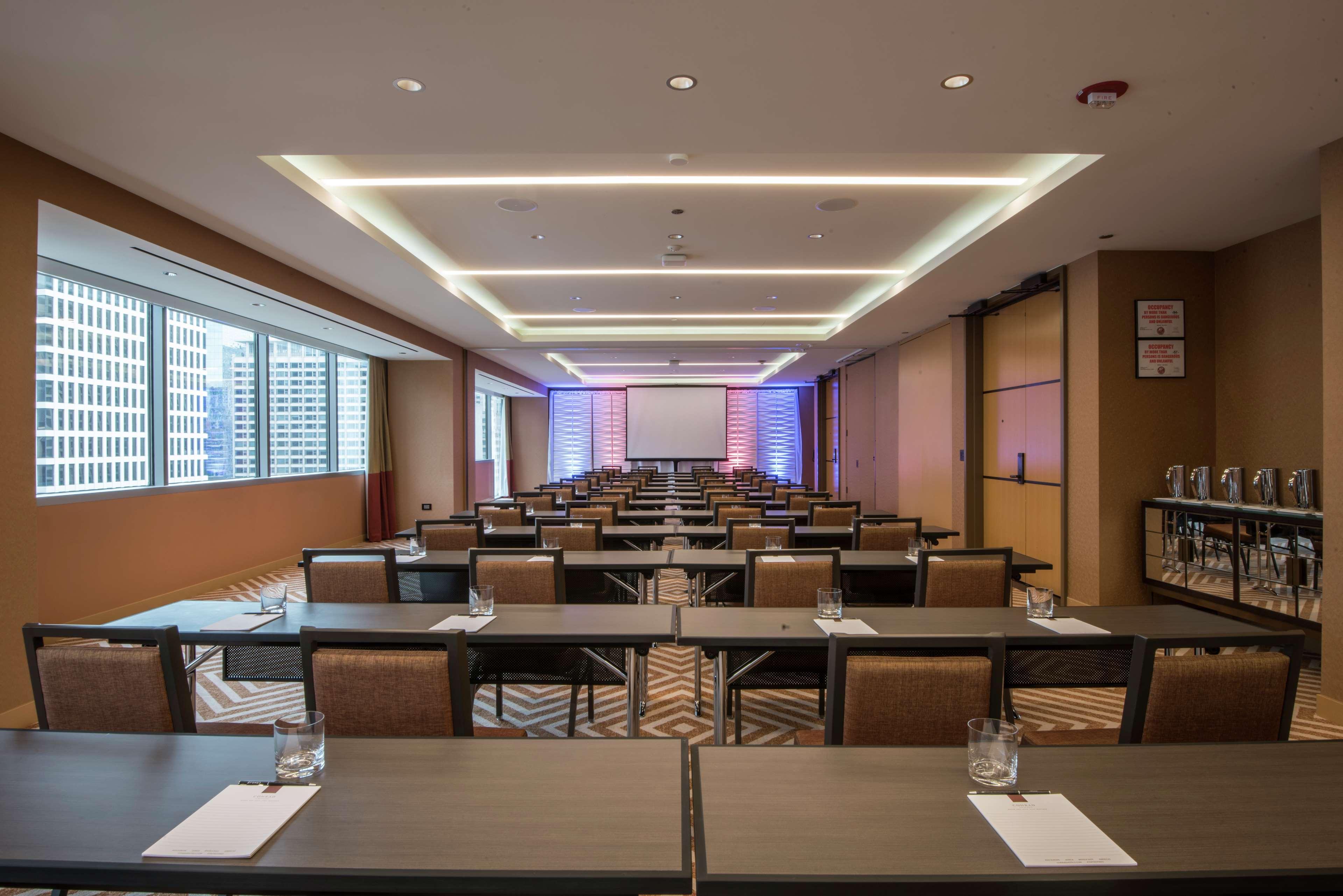 Residence Inn By Marriott Chicago Downtown Magnificent Mile Экстерьер фото