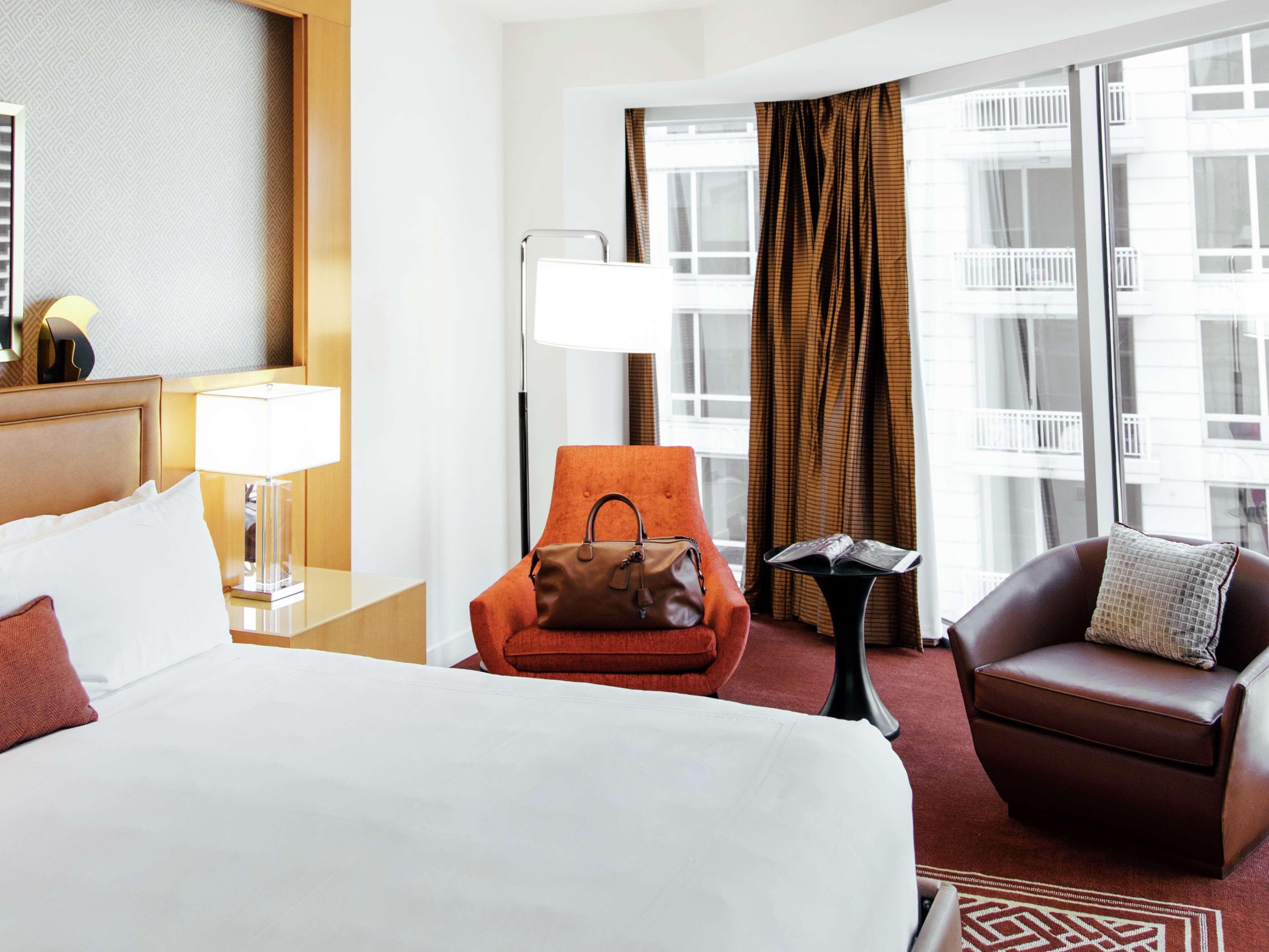 Residence Inn By Marriott Chicago Downtown Magnificent Mile Экстерьер фото