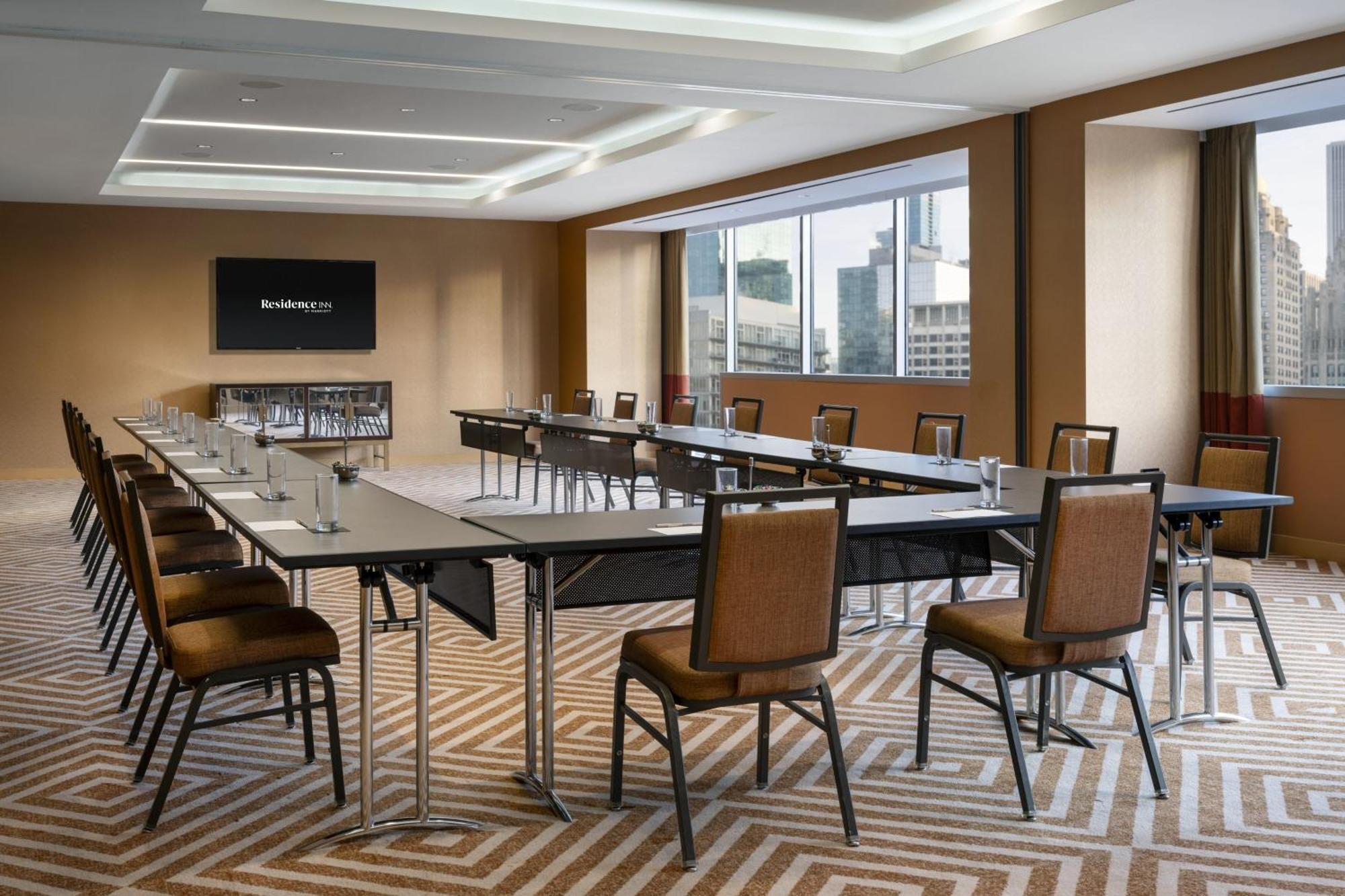 Residence Inn By Marriott Chicago Downtown Magnificent Mile Экстерьер фото
