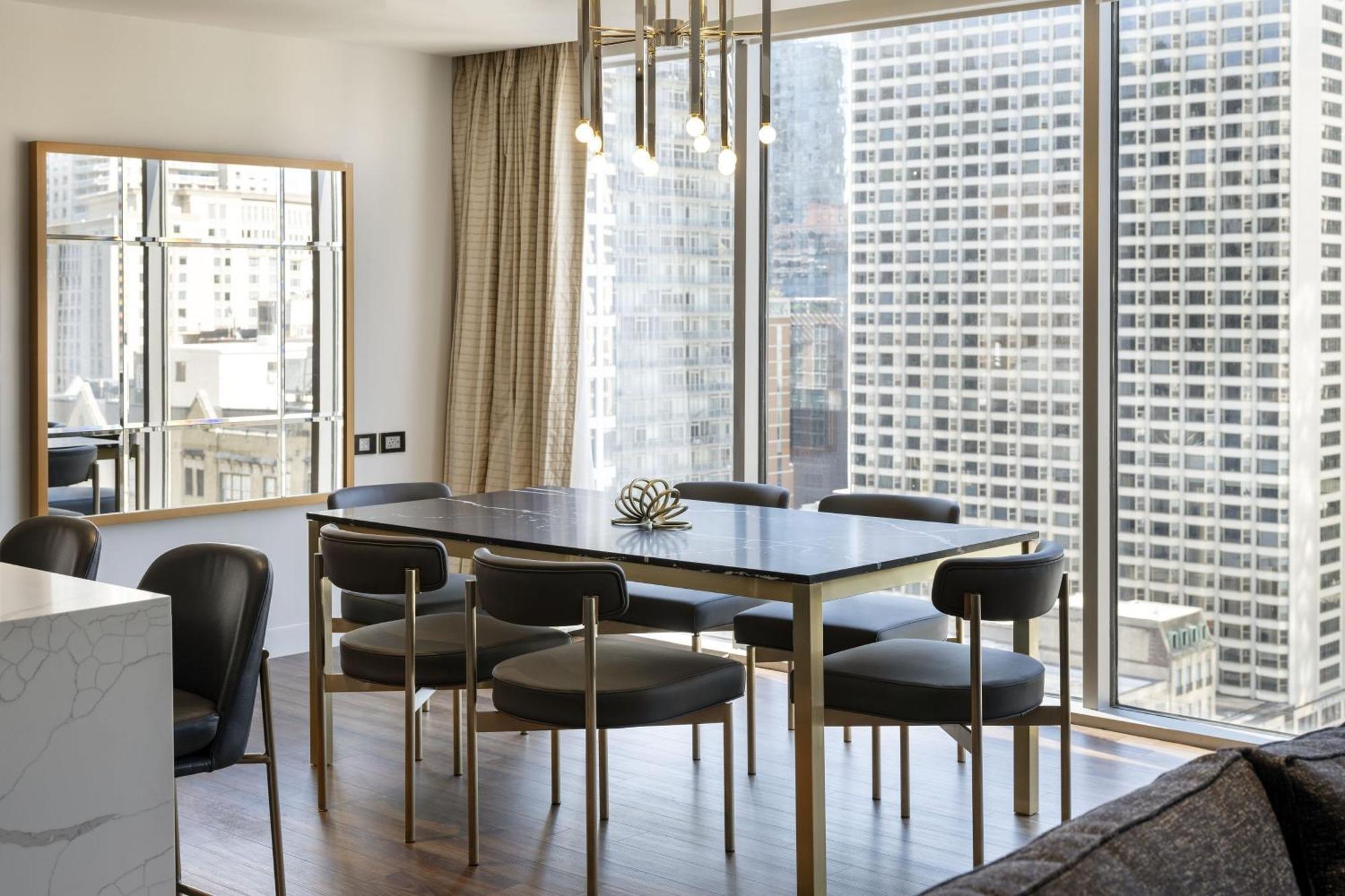 Residence Inn By Marriott Chicago Downtown Magnificent Mile Экстерьер фото