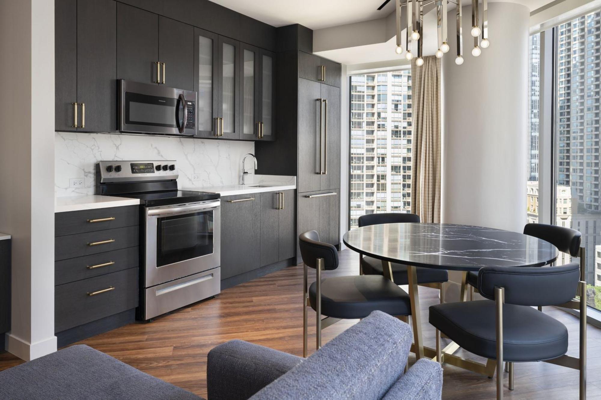 Residence Inn By Marriott Chicago Downtown Magnificent Mile Экстерьер фото